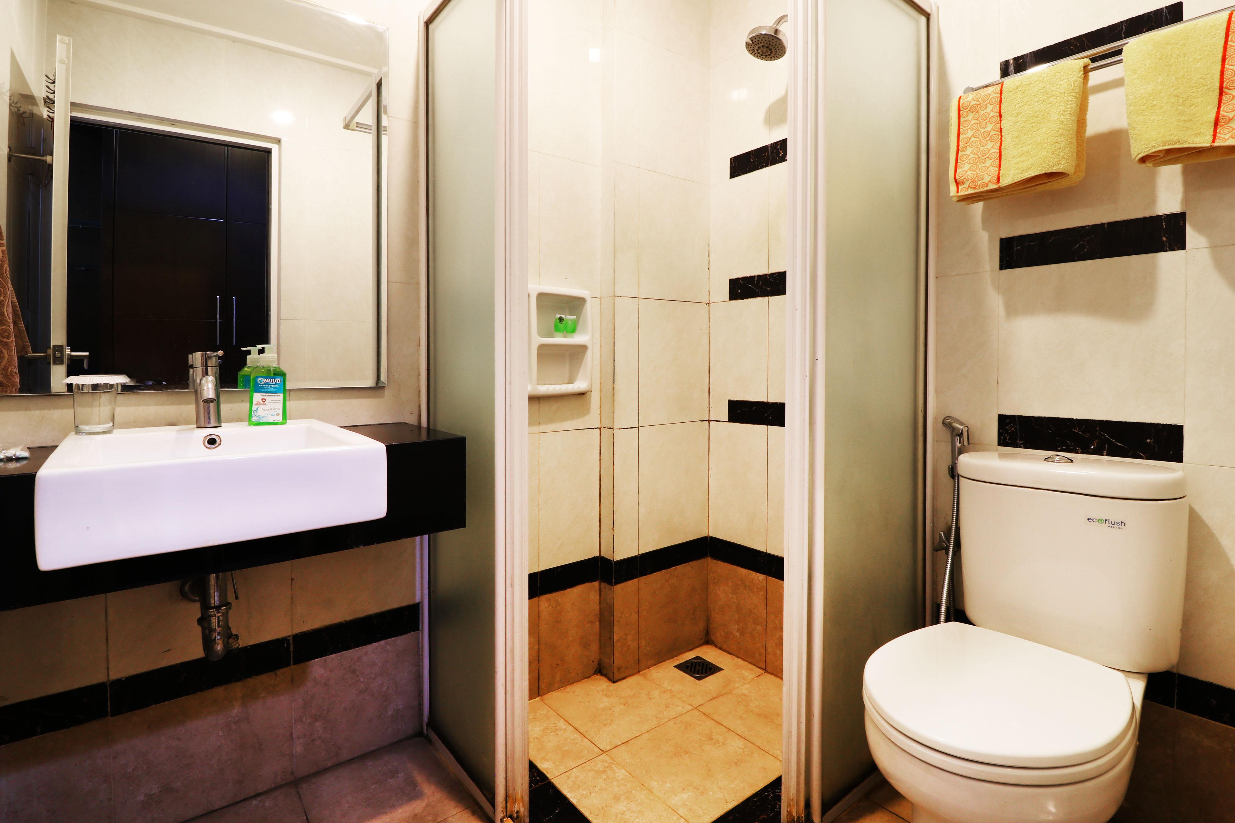 Bendungan Hilir Residence Jakarta Buitenkant foto